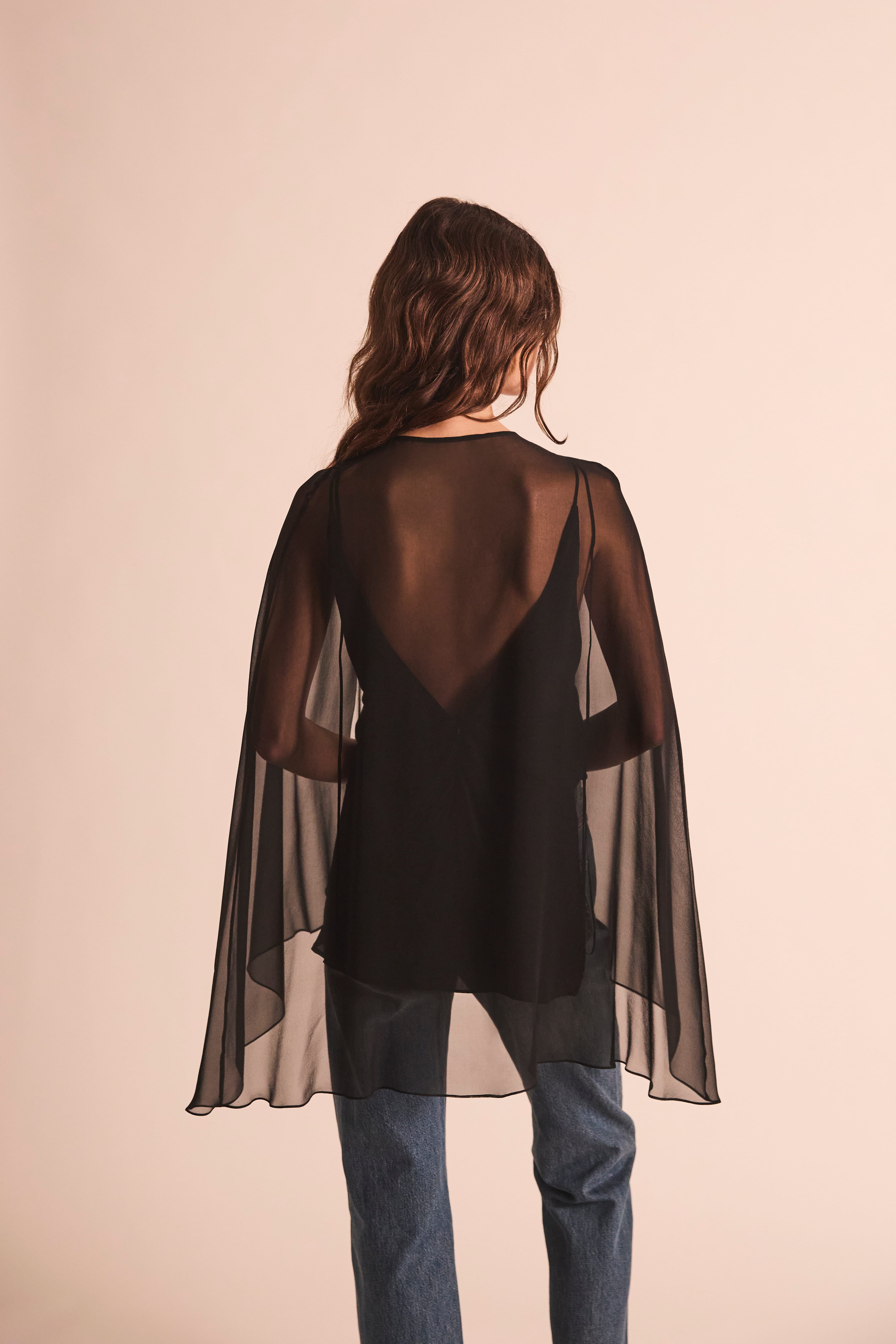 THE COCKTAIL CAPE